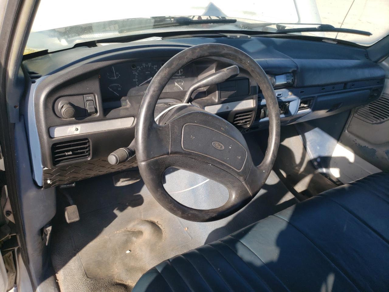 1995 Ford F350 VIN: 1FDHF37H6SNB38075 Lot: 44330294