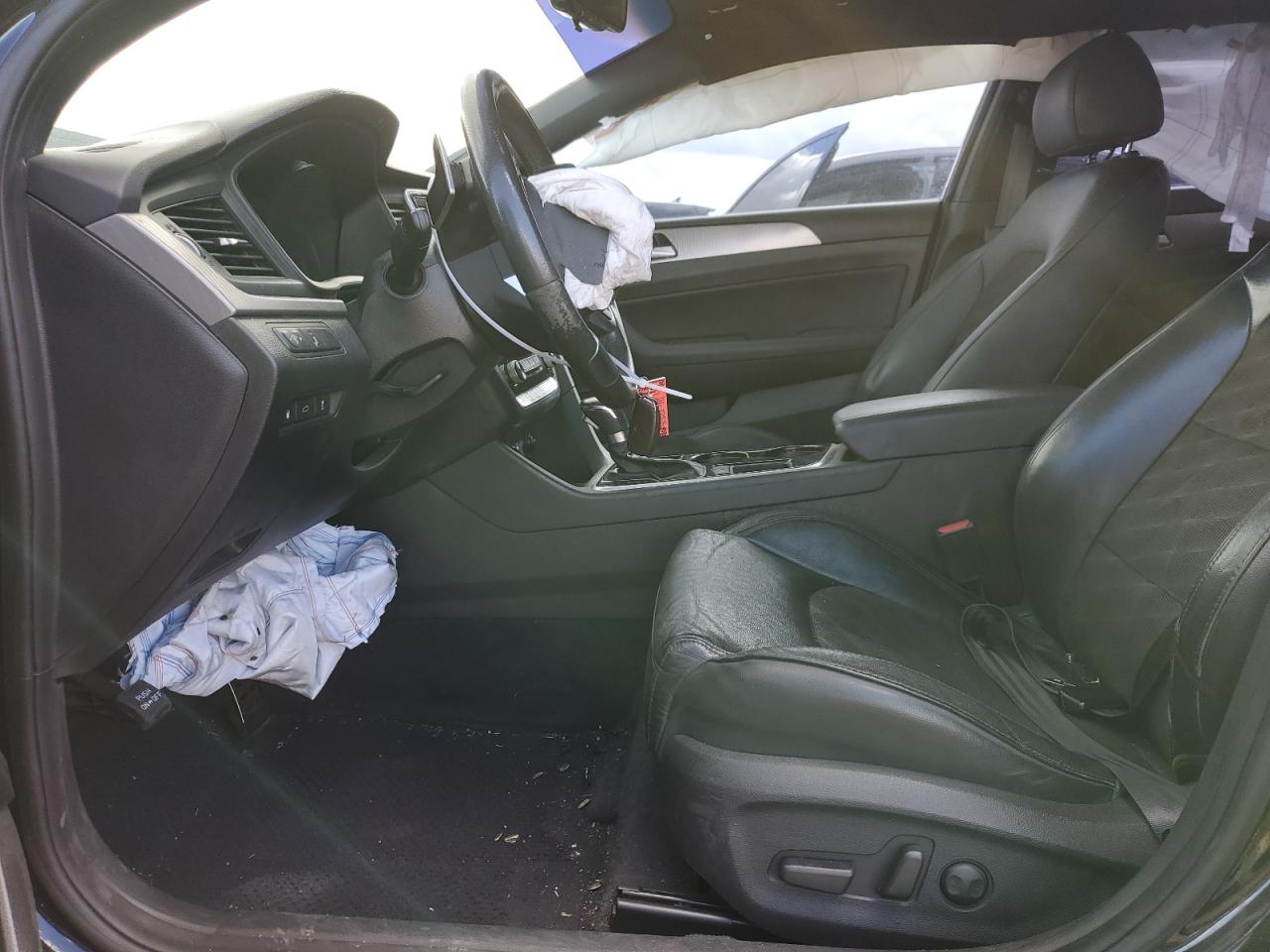 2018 Hyundai Sonata Sport VIN: 5NPE34AF7JH609372 Lot: 40920134