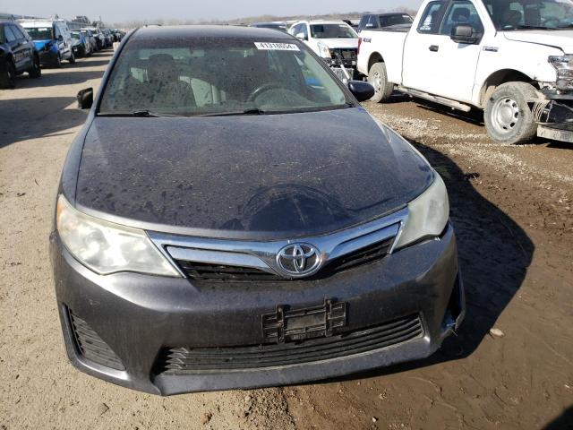 Седани TOYOTA CAMRY 2012 Сірий