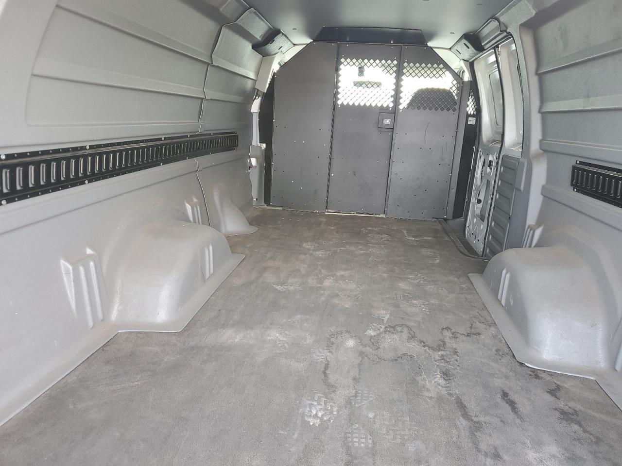 2006 Ford Econoline E350 Super Duty Van VIN: 1FTSS34P56HA84080 Lot: 42193054