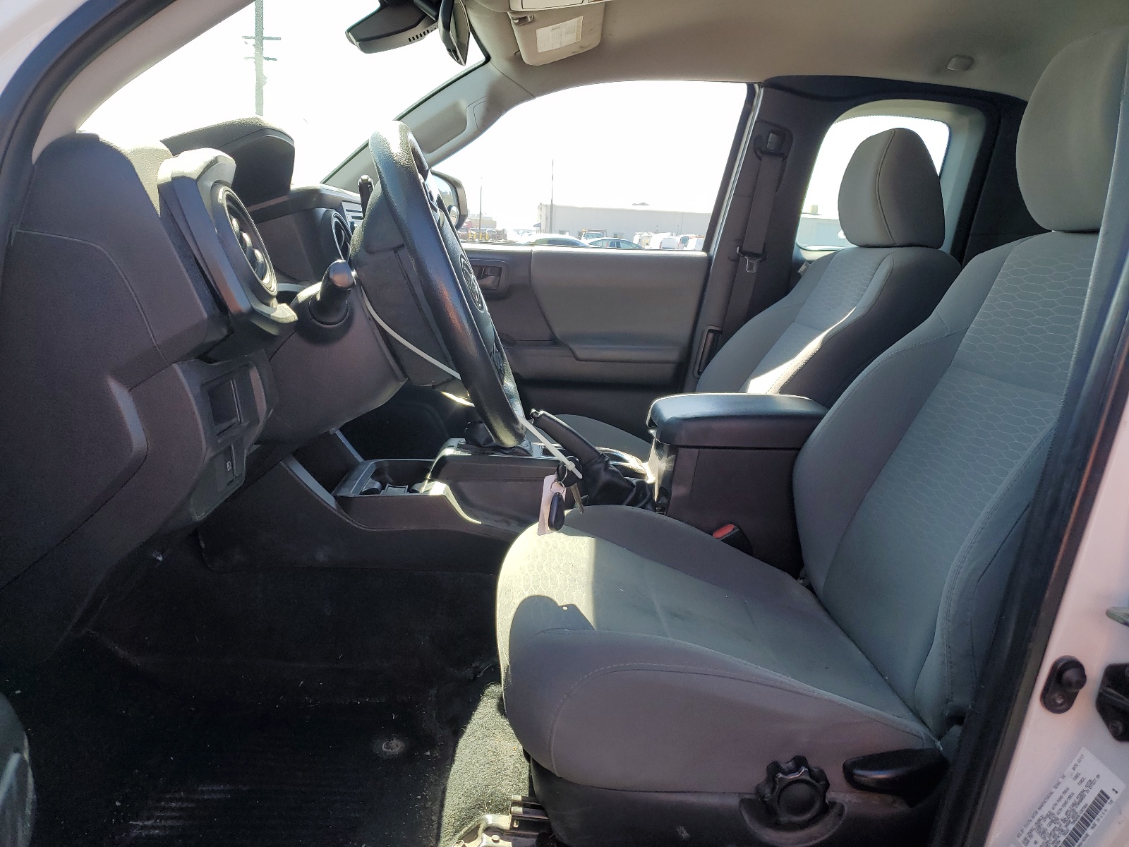 5TFRX5GN3JX106954 2018 Toyota Tacoma Access Cab