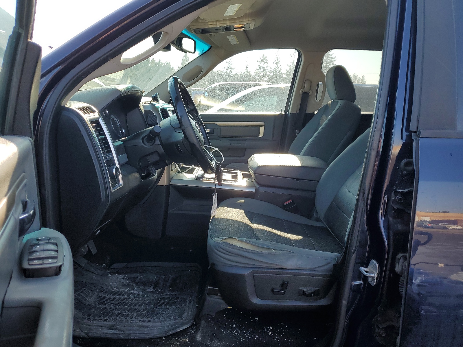 1C6RR7GT1DS553554 2013 Ram 1500 Slt