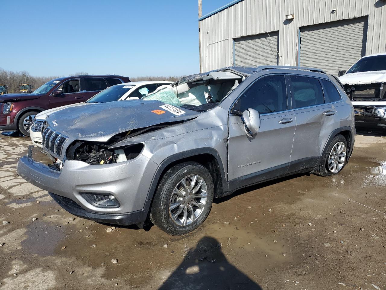 2020 Jeep Cherokee Latitude Plus VIN: 1C4PJLLB8LD568553 Lot: 44117484