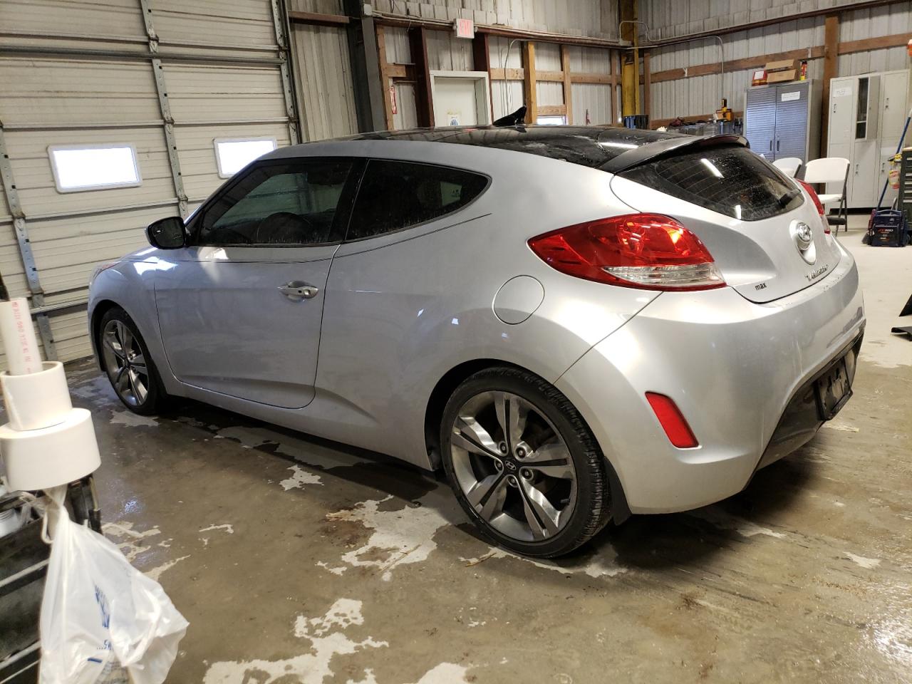 KMHTC6AD5HU314896 2017 Hyundai Veloster