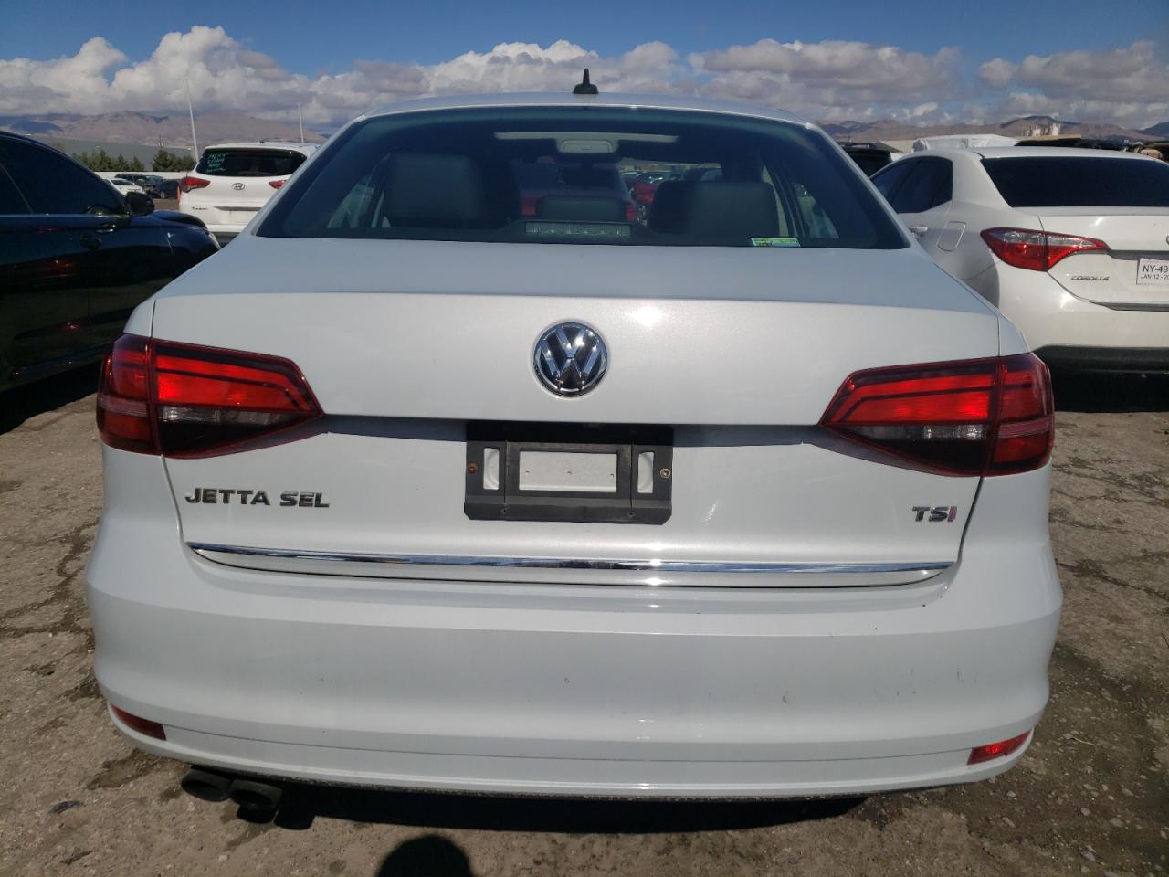 3VWL17AJ6HM292821 2017 Volkswagen Jetta Sel