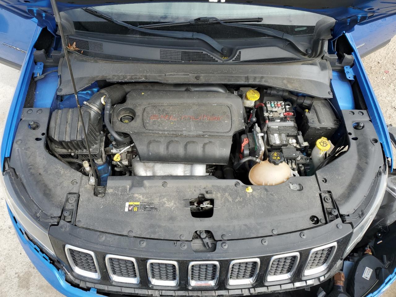 2020 Jeep Compass - Image 13