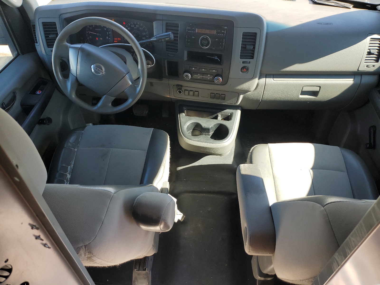 1N6BF0KM3EN100608 2014 Nissan Nv 1500