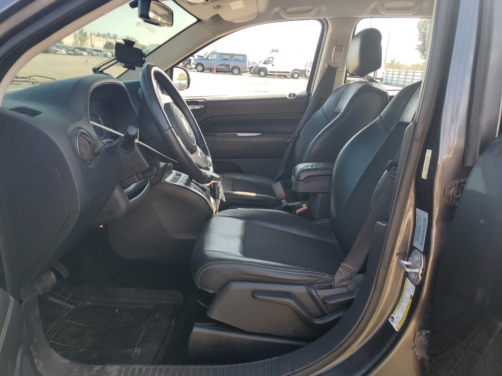 1C4NJCEB8HD197986 2017 Jeep Compass Latitude