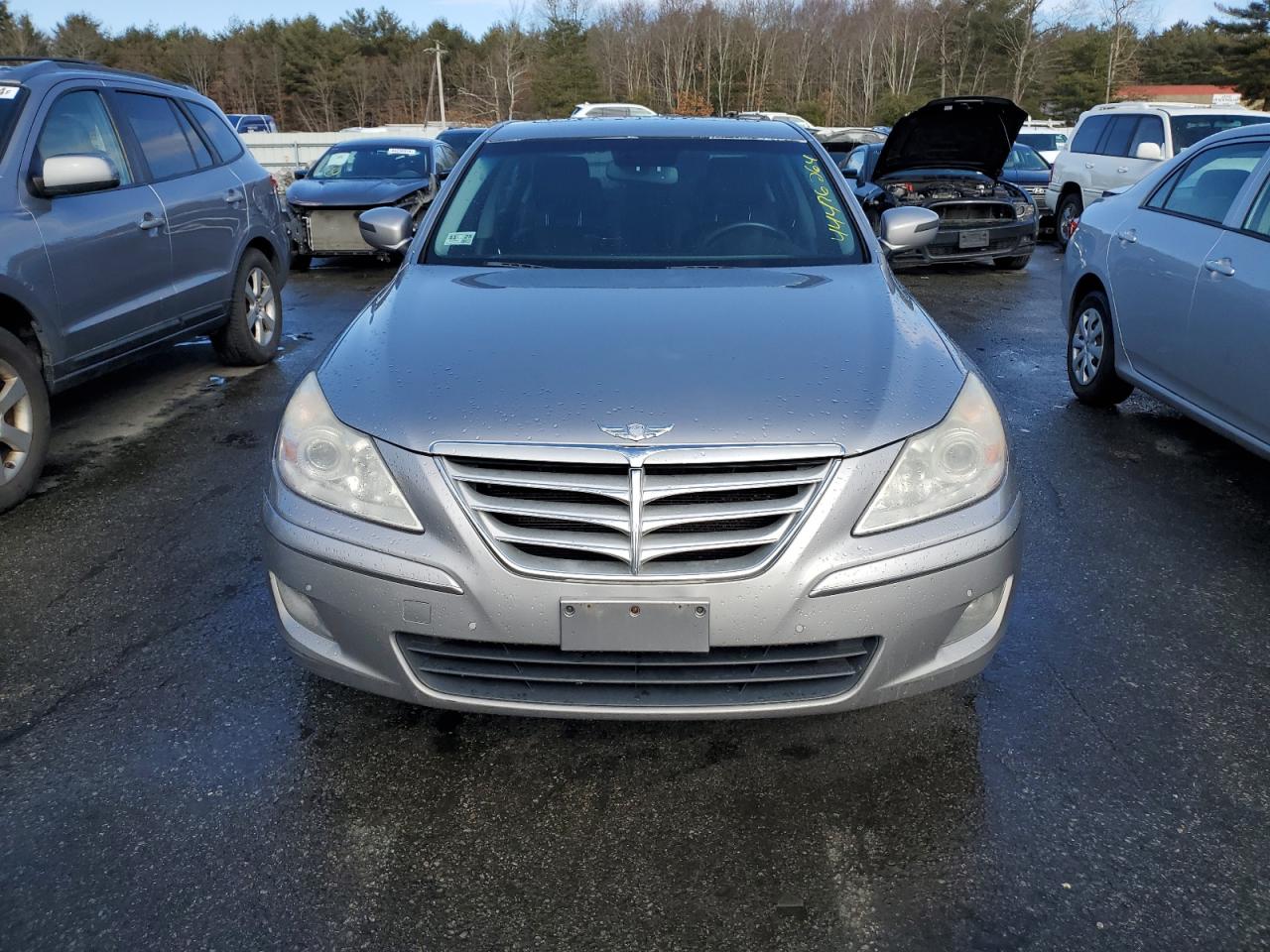 2009 Hyundai Genesis 3.8L VIN: KMHGC46E59U058848 Lot: 44476264