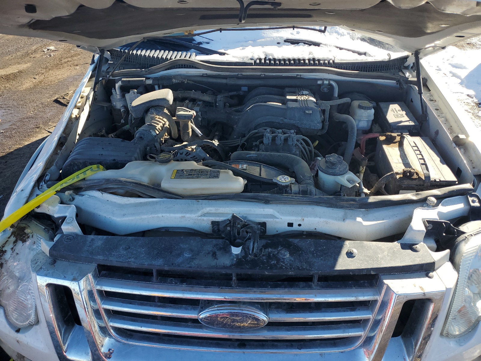 1FMEU7EE4AUA61025 2010 Ford Explorer Eddie Bauer