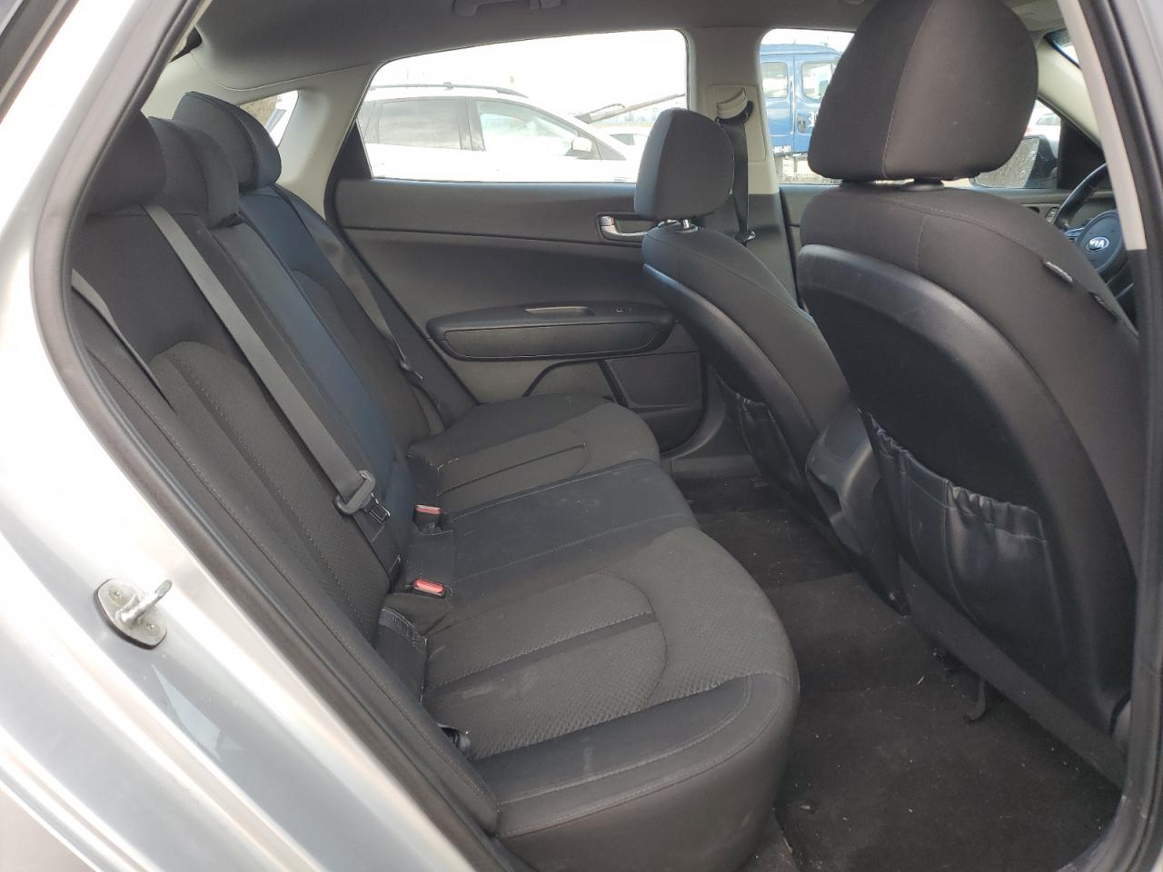 2017 Kia Optima Lx VIN: 5XXGT4L33HG127158 Lot: 42421874