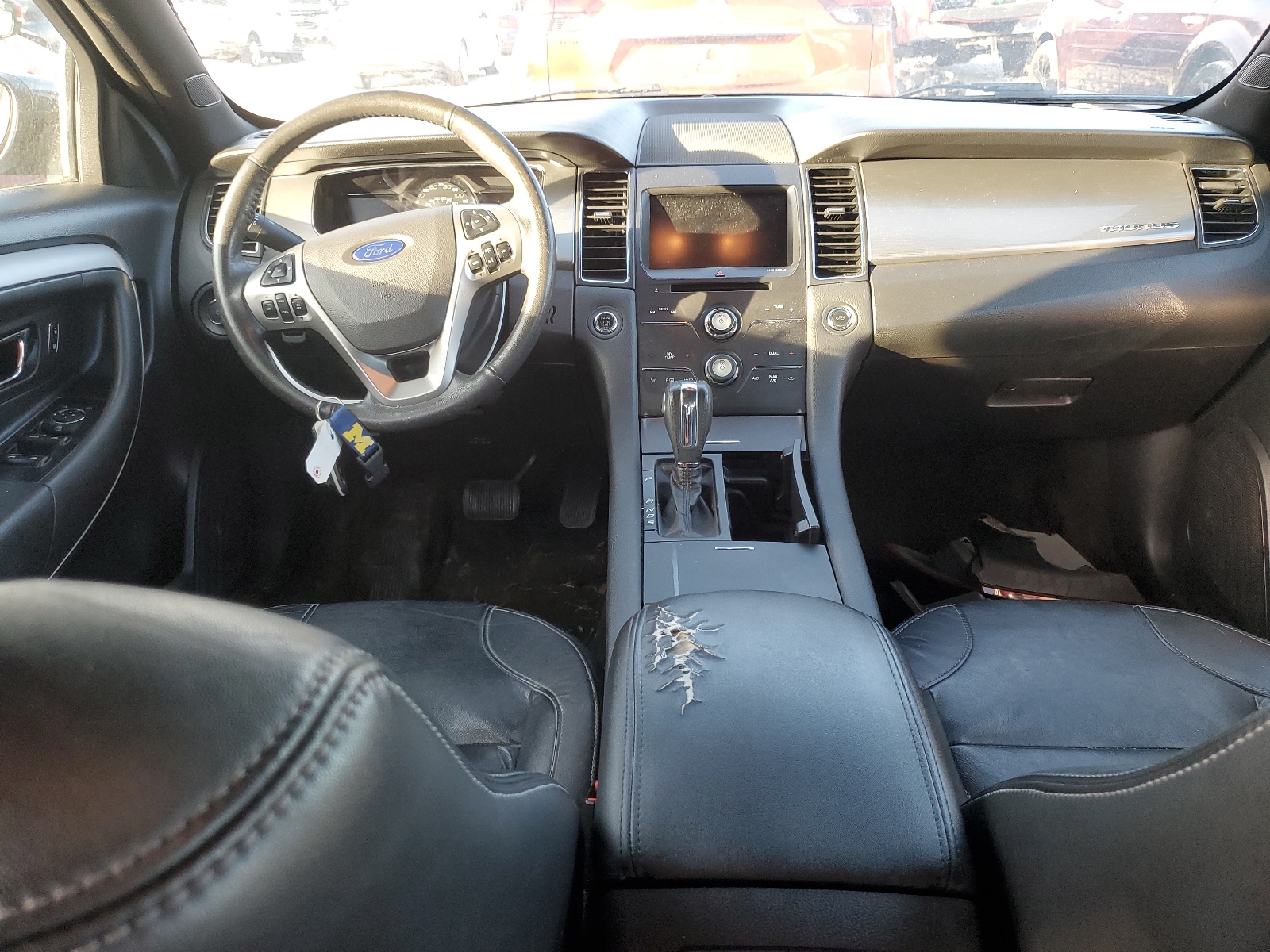 1FAHP2E86FG174850 2015 Ford Taurus Sel