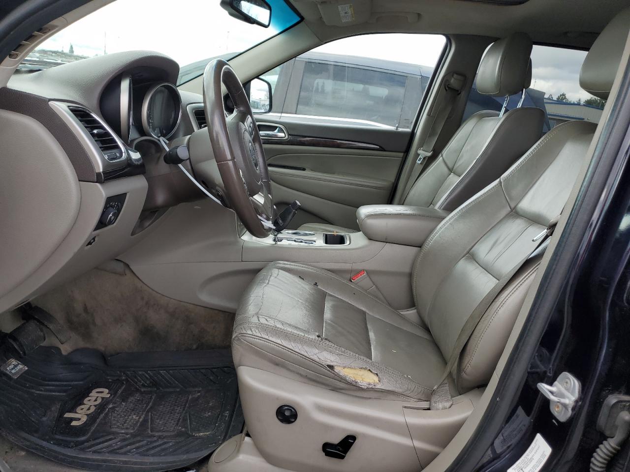 2011 Jeep Grand Cherokee - Image 7