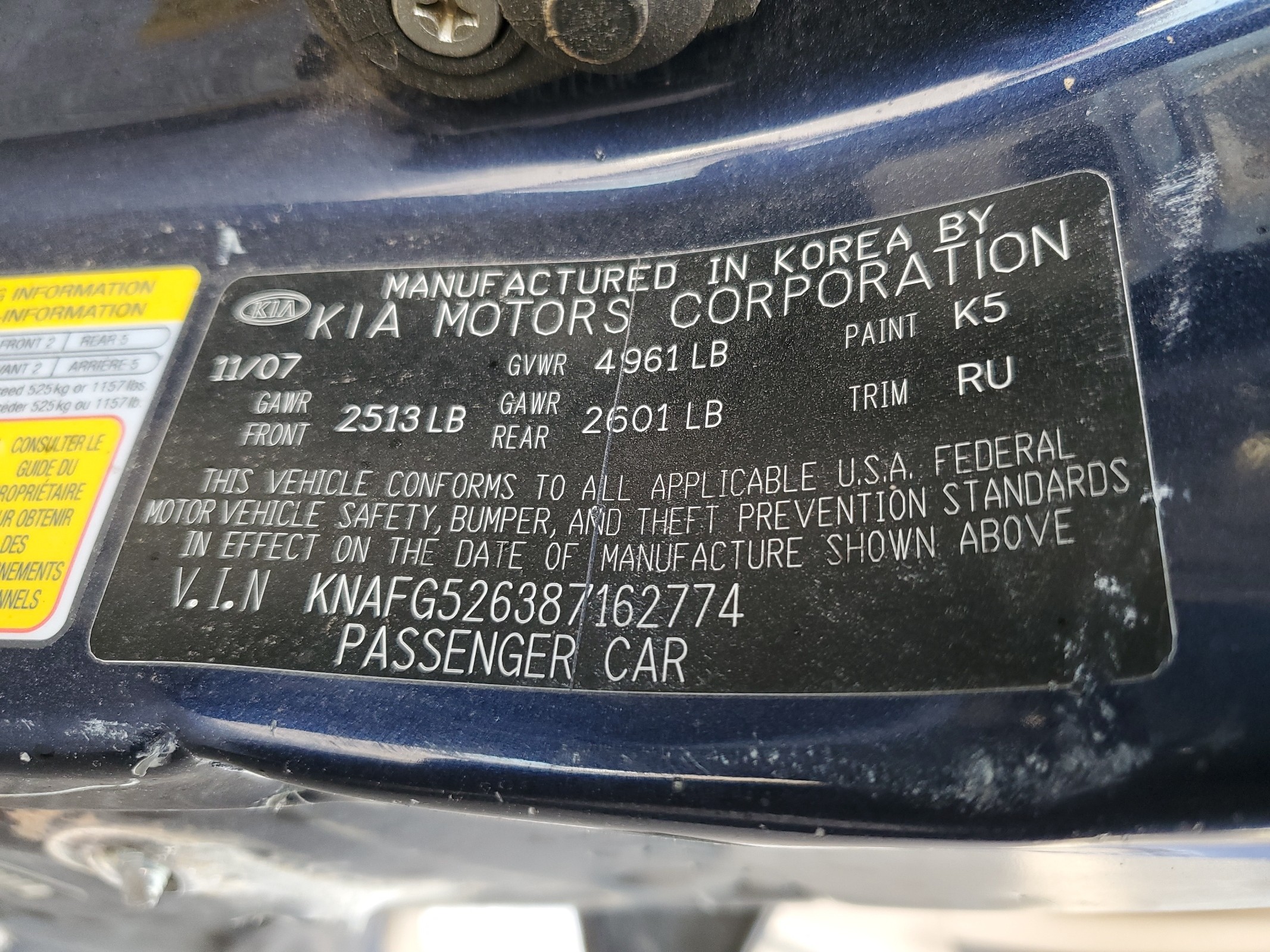 KNAFG526387162774 2008 Kia Rondo Lx