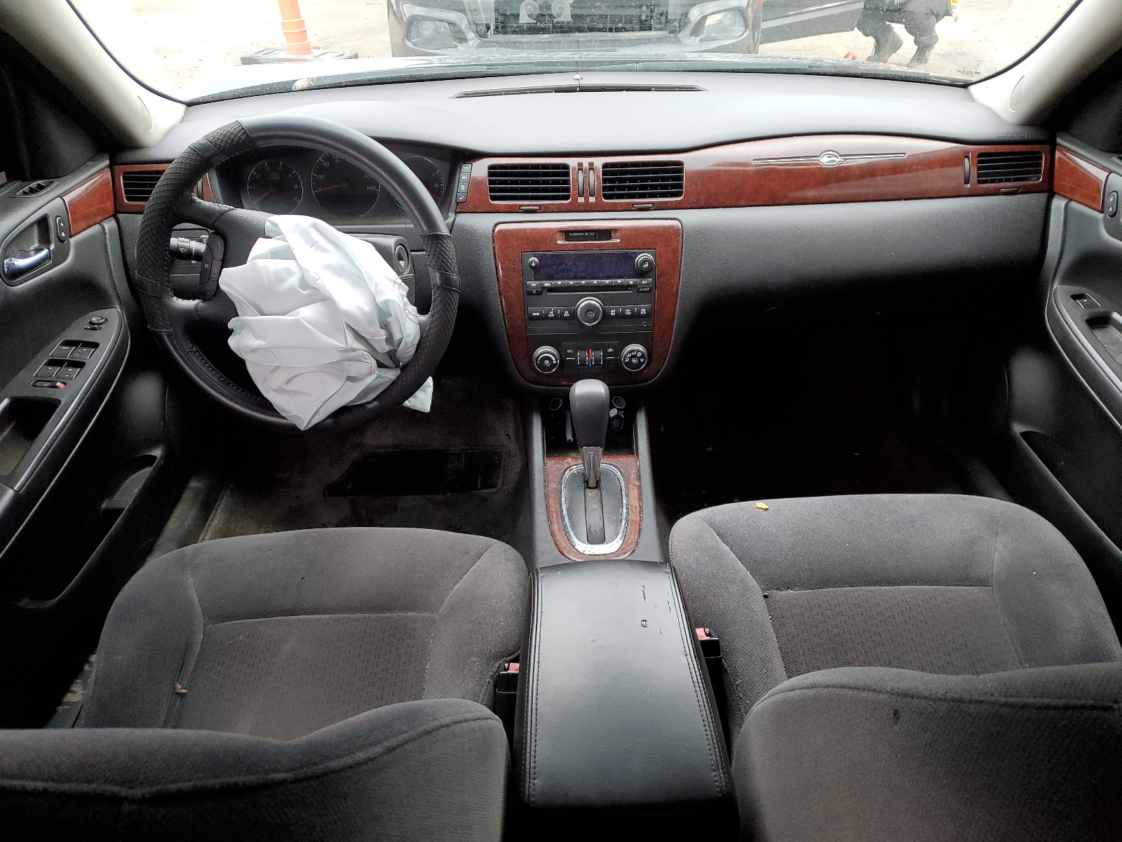 2G1WC583X81223636 2008 Chevrolet Impala Lt