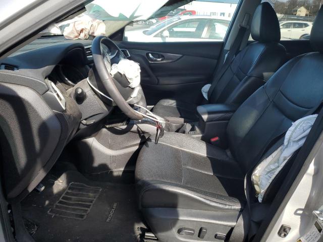 NISSAN ROGUE 2015 Srebrny