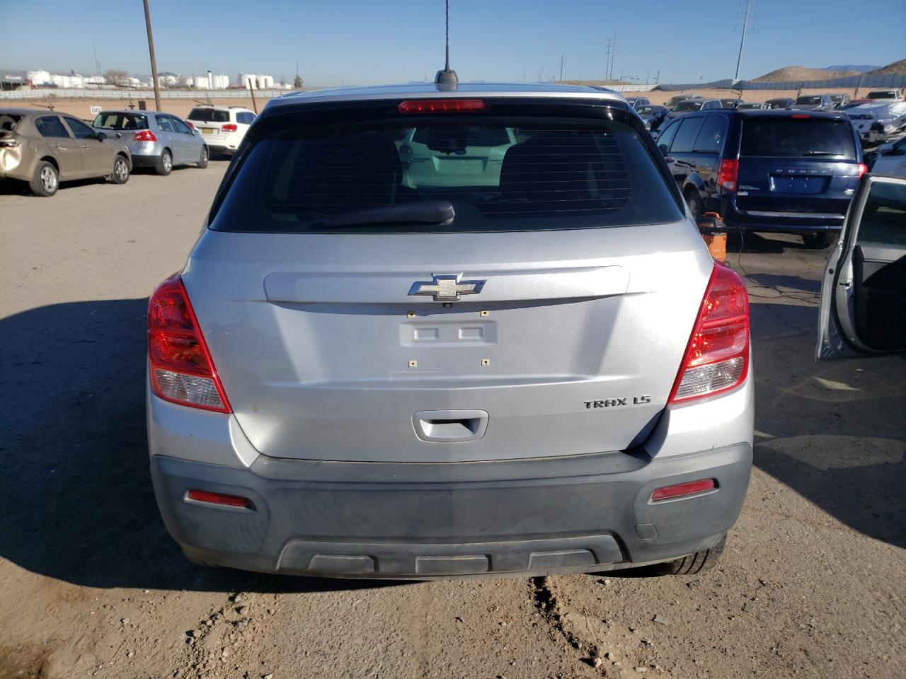 2015 Chevrolet Trax Ls VIN: 3GNCJKSB4FL246136 Lot: 41893044
