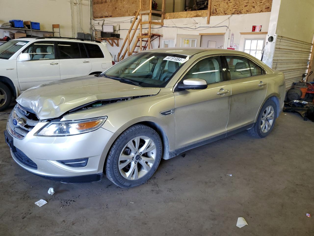 2011 Ford Taurus Sel VIN: 1FAHP2EW0BG108979 Lot: 44191084