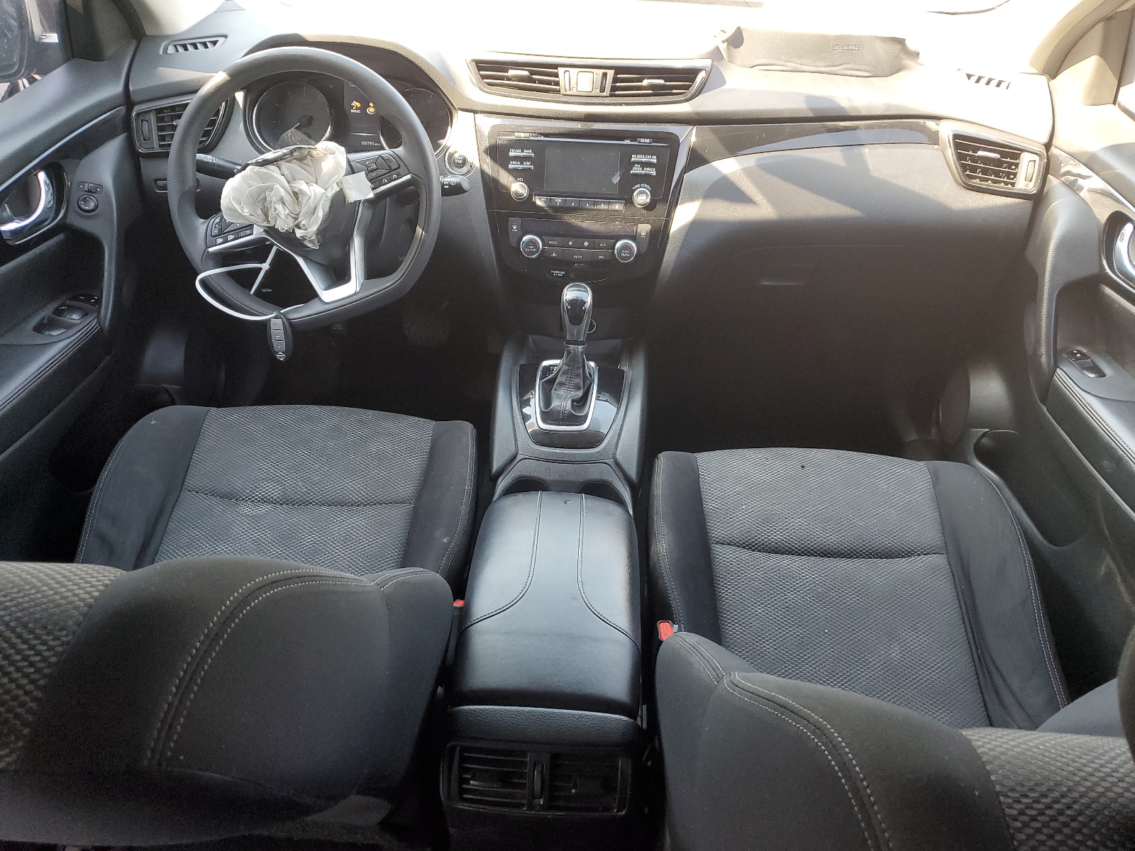 JN1BJ1CP1HW001173 2017 Nissan Rogue Sport S