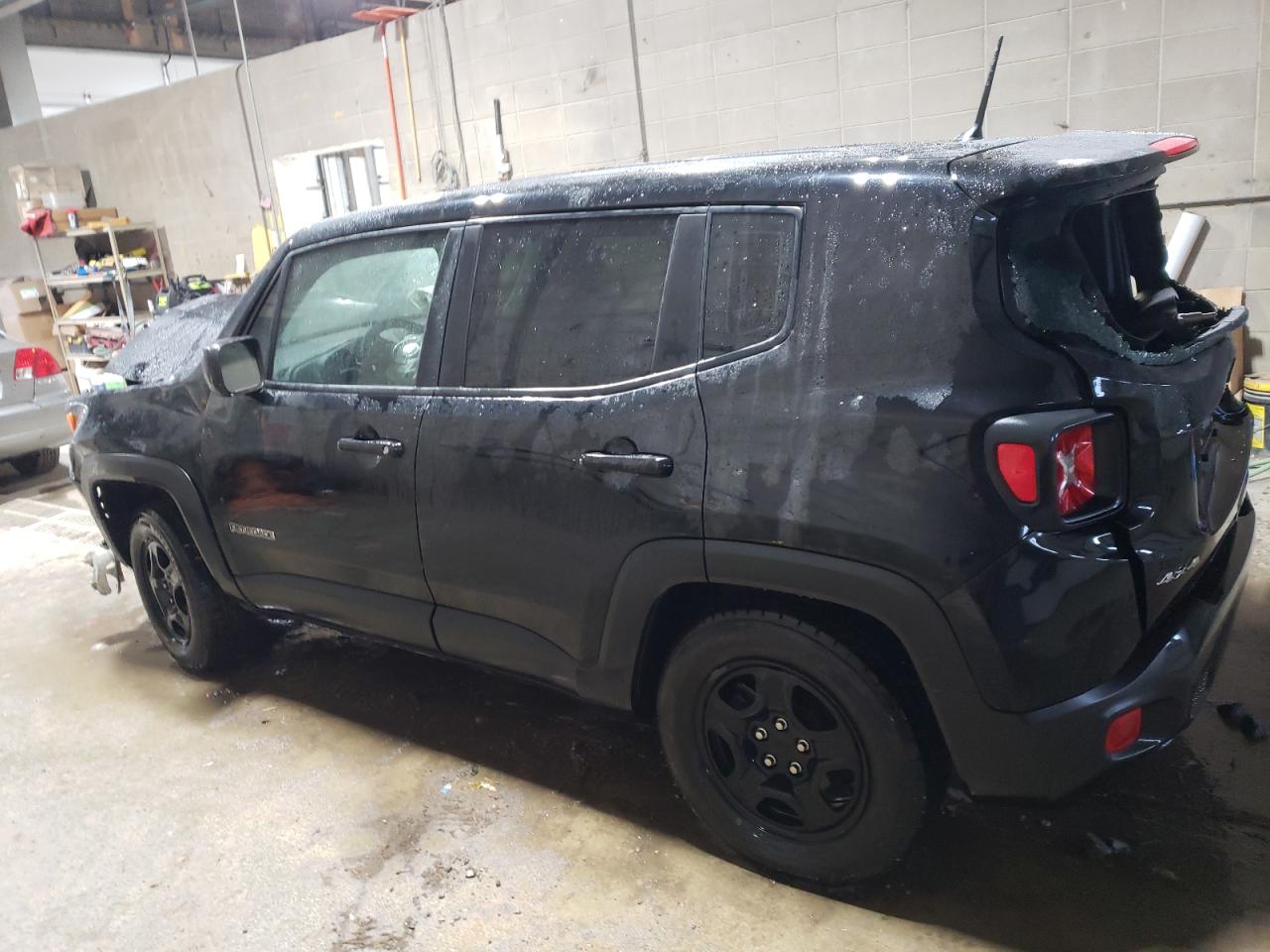 2020 Jeep Renegade - Image 2
