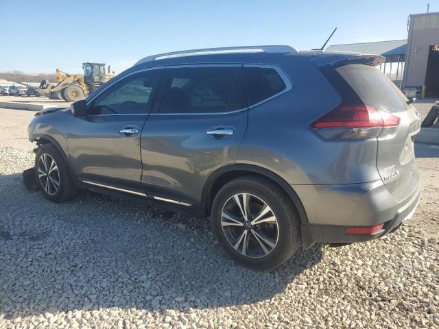  NISSAN ROGUE 2017 Зеленый