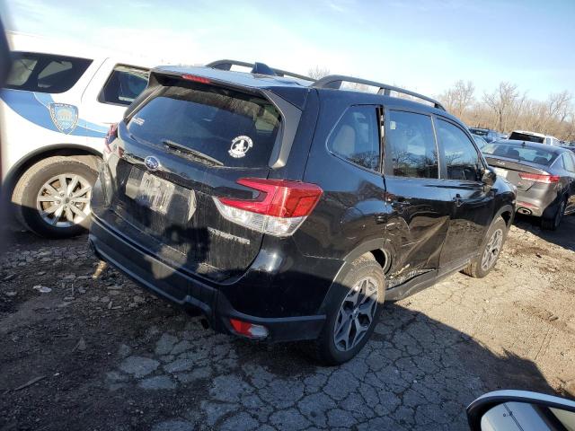  SUBARU FORESTER 2019 Черный