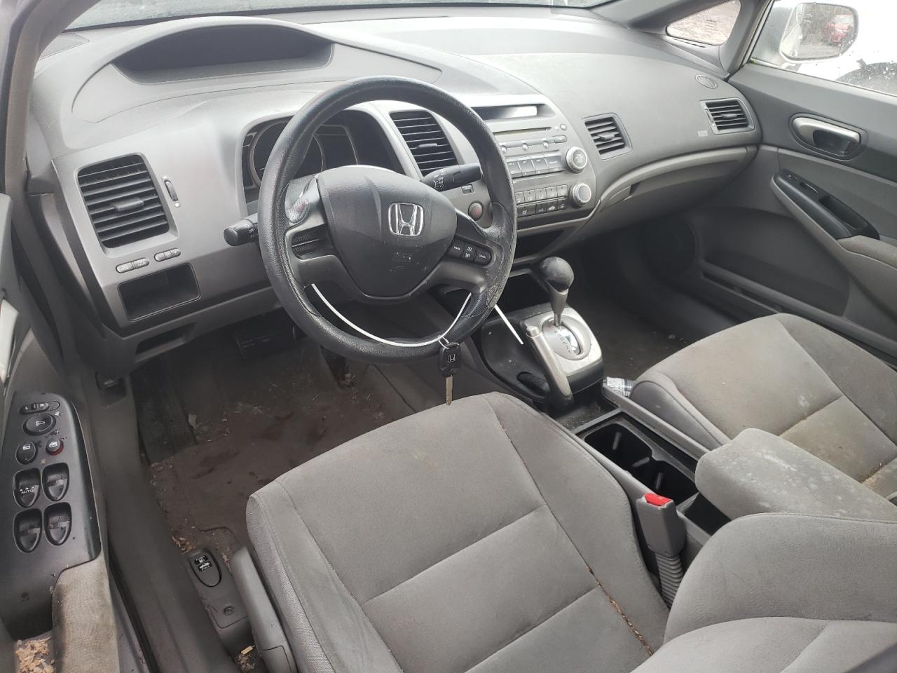 2008 Honda Civic Lx VIN: 1HGFA16548L055000 Lot: 43825624