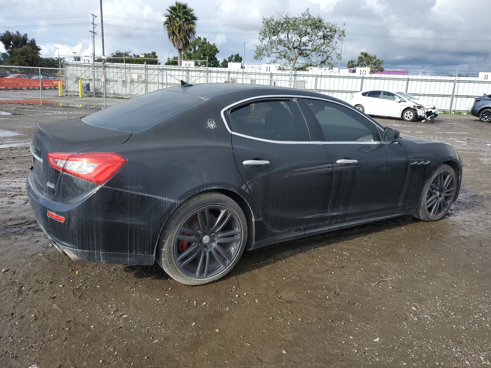 2014 Maserati Ghibli S vin: ZAM57RTA8E1088786