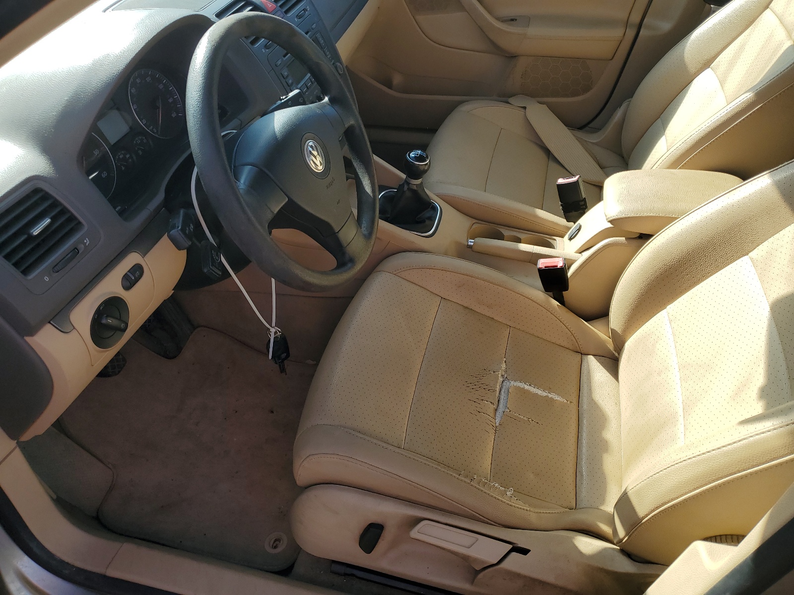 3VWST81K56M755694 2006 Volkswagen Jetta Tdi Option Package 1