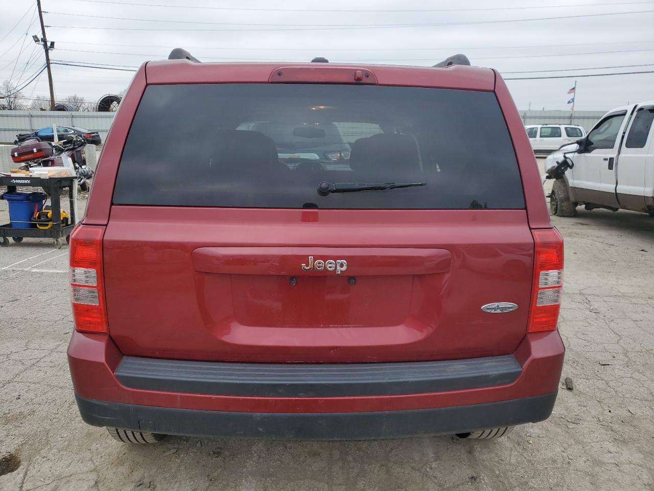 1C4NJPFA6FD389708 2015 Jeep Patriot Latitude