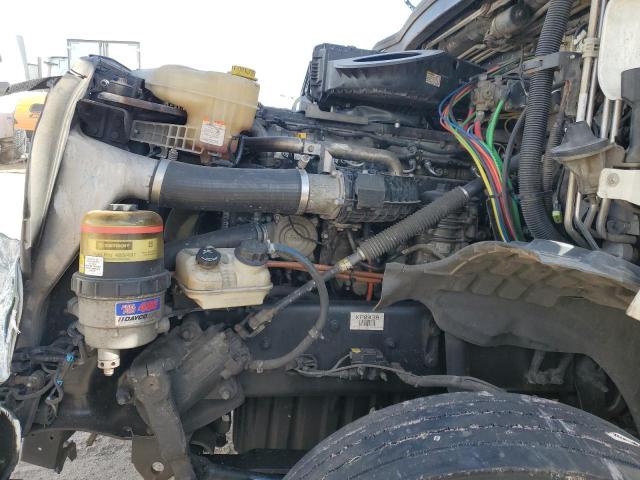 2019 FREIGHTLINER CASCADIA 126 
