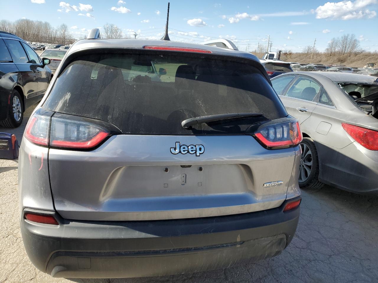 2019 Jeep Cherokee Latitude VIN: 1C4PJLCB9KD466533 Lot: 44282014