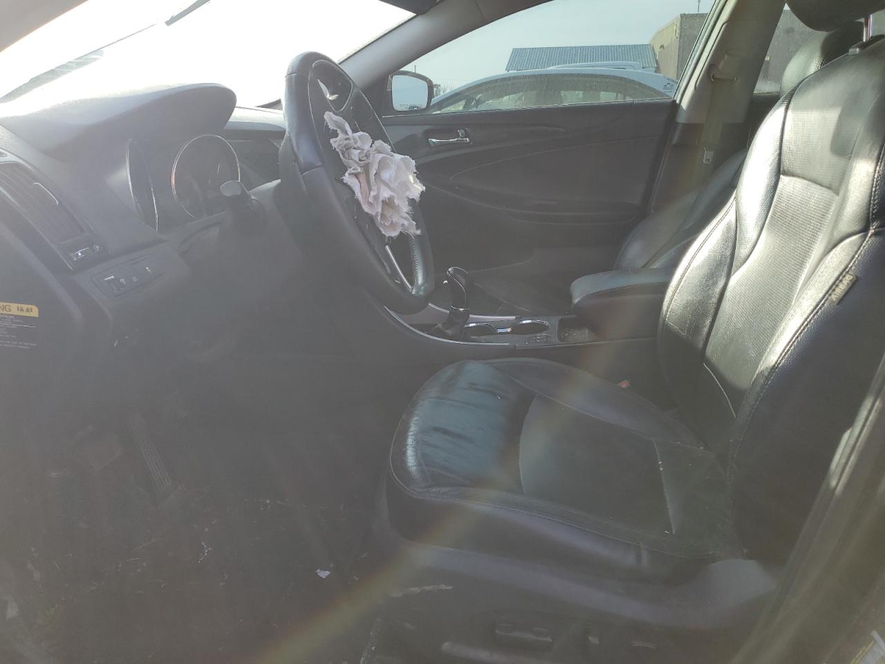 2012 Hyundai Sonata - Image 7
