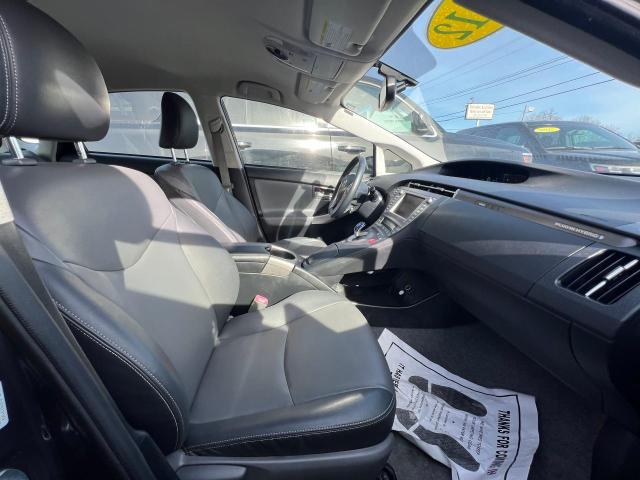 Хэтчбеки TOYOTA PRIUS 2012 Серый