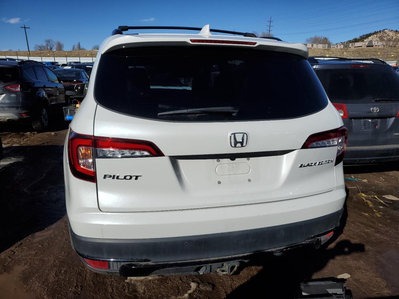 2022 Honda Pilot Black VIN: 5FNYF6H76NB031011 Lot: 42647294