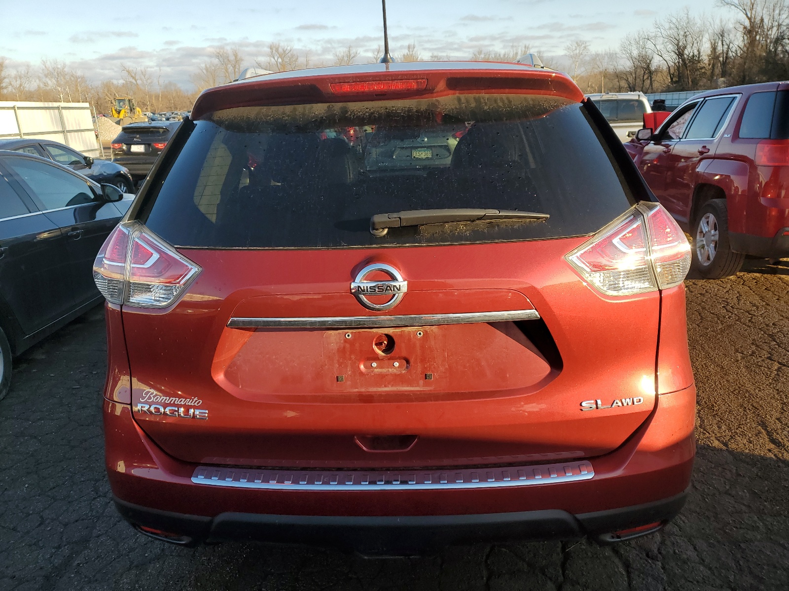 5N1AT2MV4FC900299 2015 Nissan Rogue S