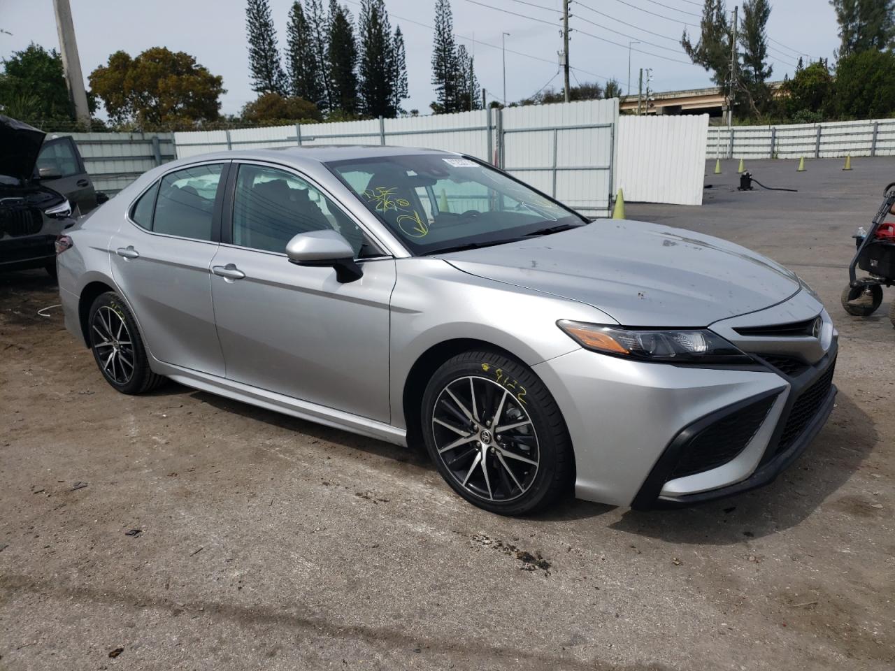 2021 Toyota Camry Se VIN: 4T1G11AK8MU529613 Lot: 41253714