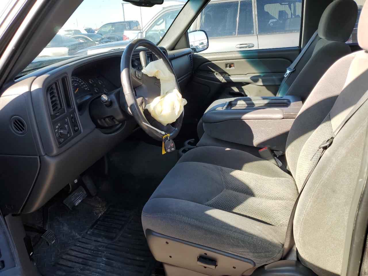 2005 Chevrolet Silverado C1500 VIN: 2GCEC13T351182488 Lot: 74930534