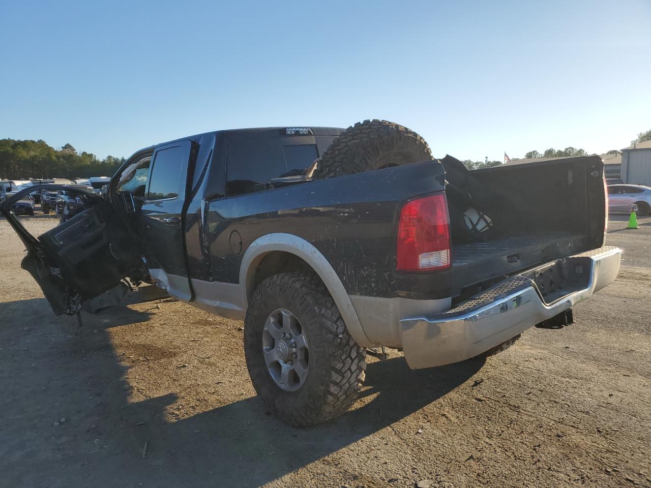 2018 RAM 2500 - Image 2