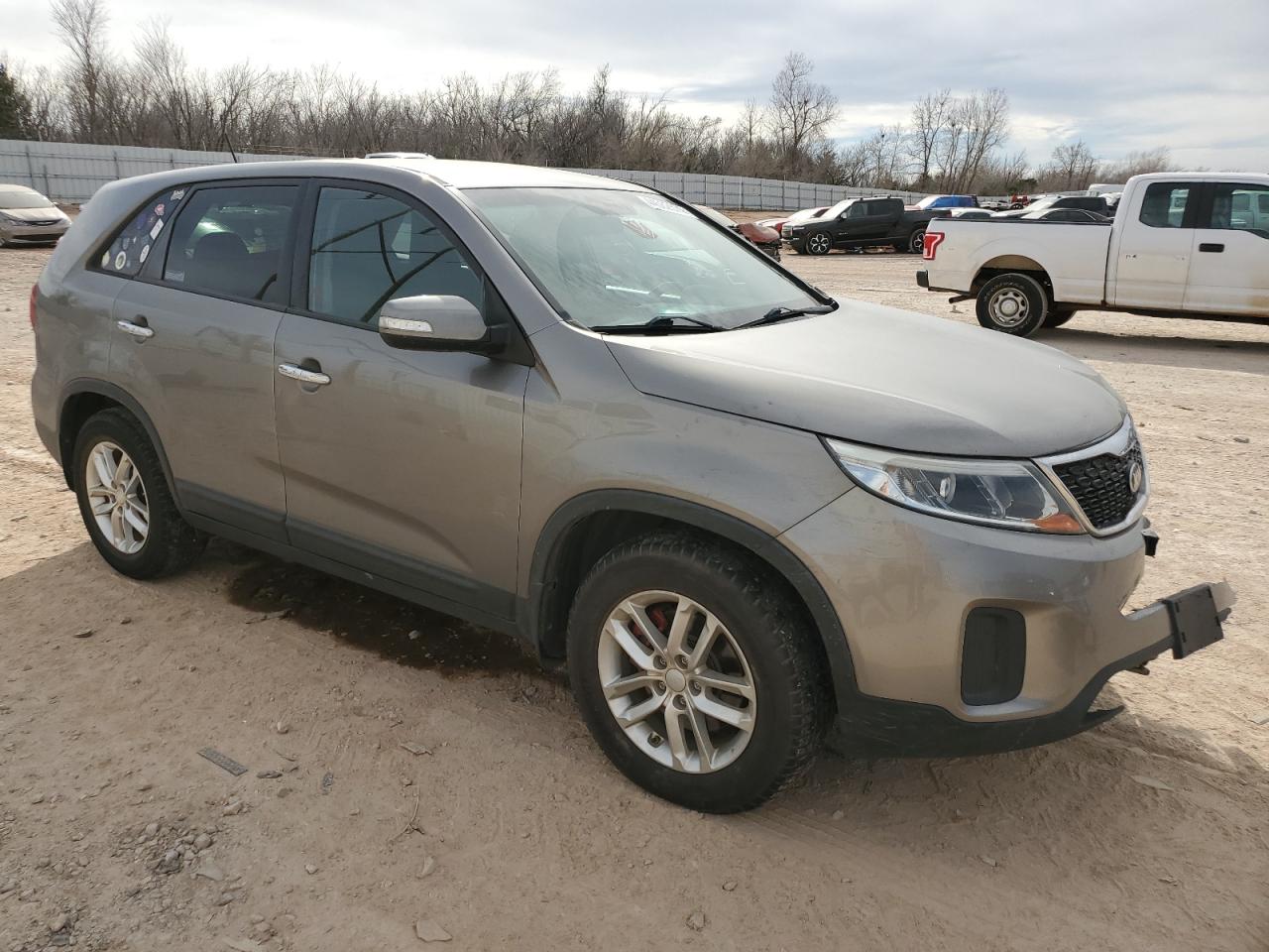 2015 Kia Sorento - Image 4