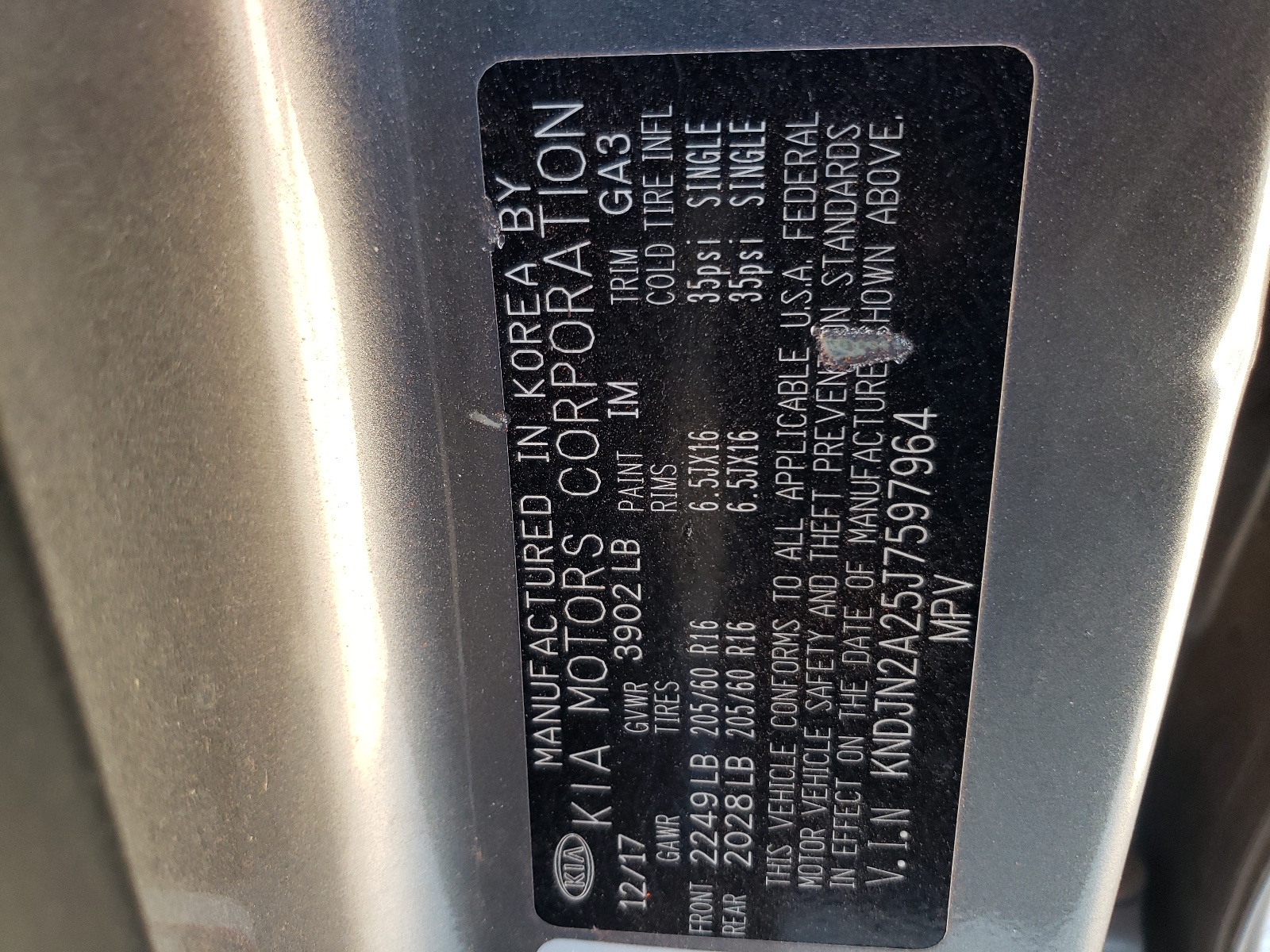 KNDJN2A25J7597964 2018 Kia Soul