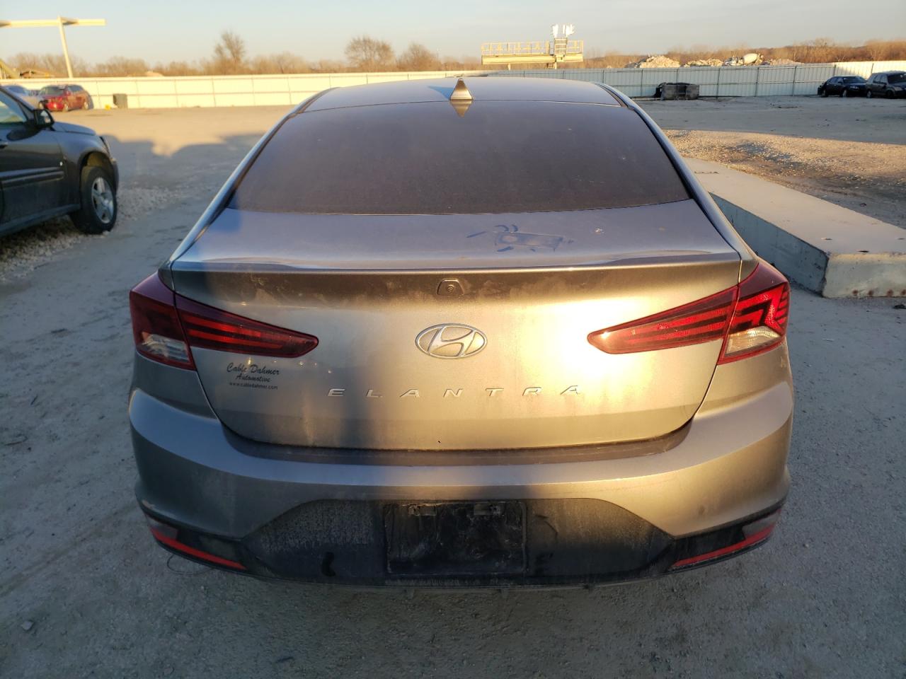 5NPD84LF4KH470829 2019 Hyundai Elantra Sel