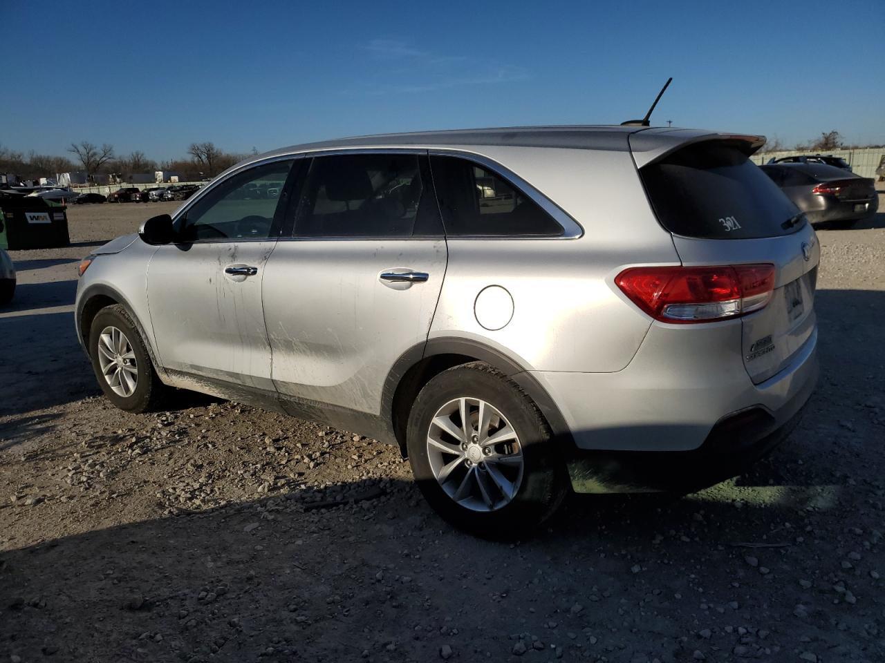 5XYPG4A34JG429180 2018 Kia Sorento Lx