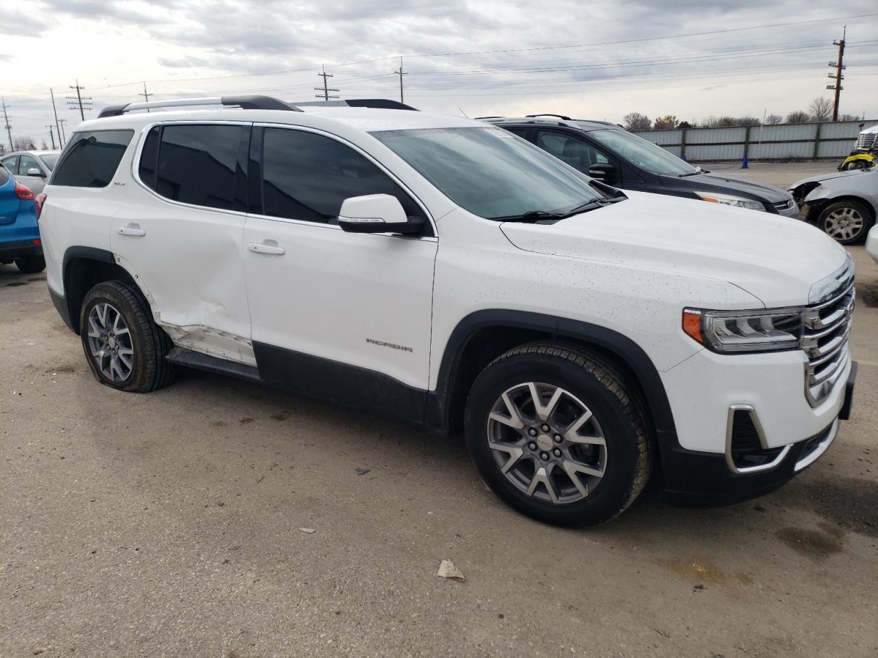 2020 GMC Acadia - Image 4