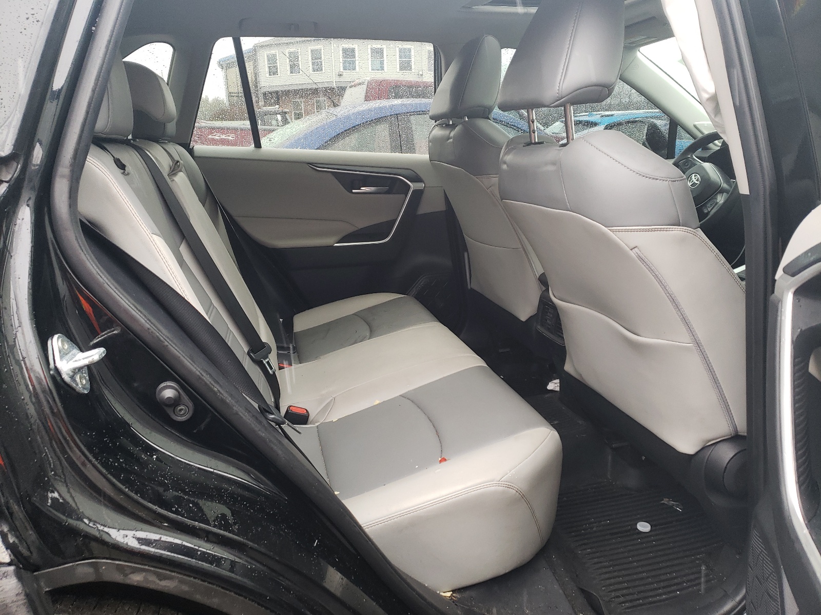 2T3A1RFVXLW094946 2020 Toyota Rav4 Xle Premium