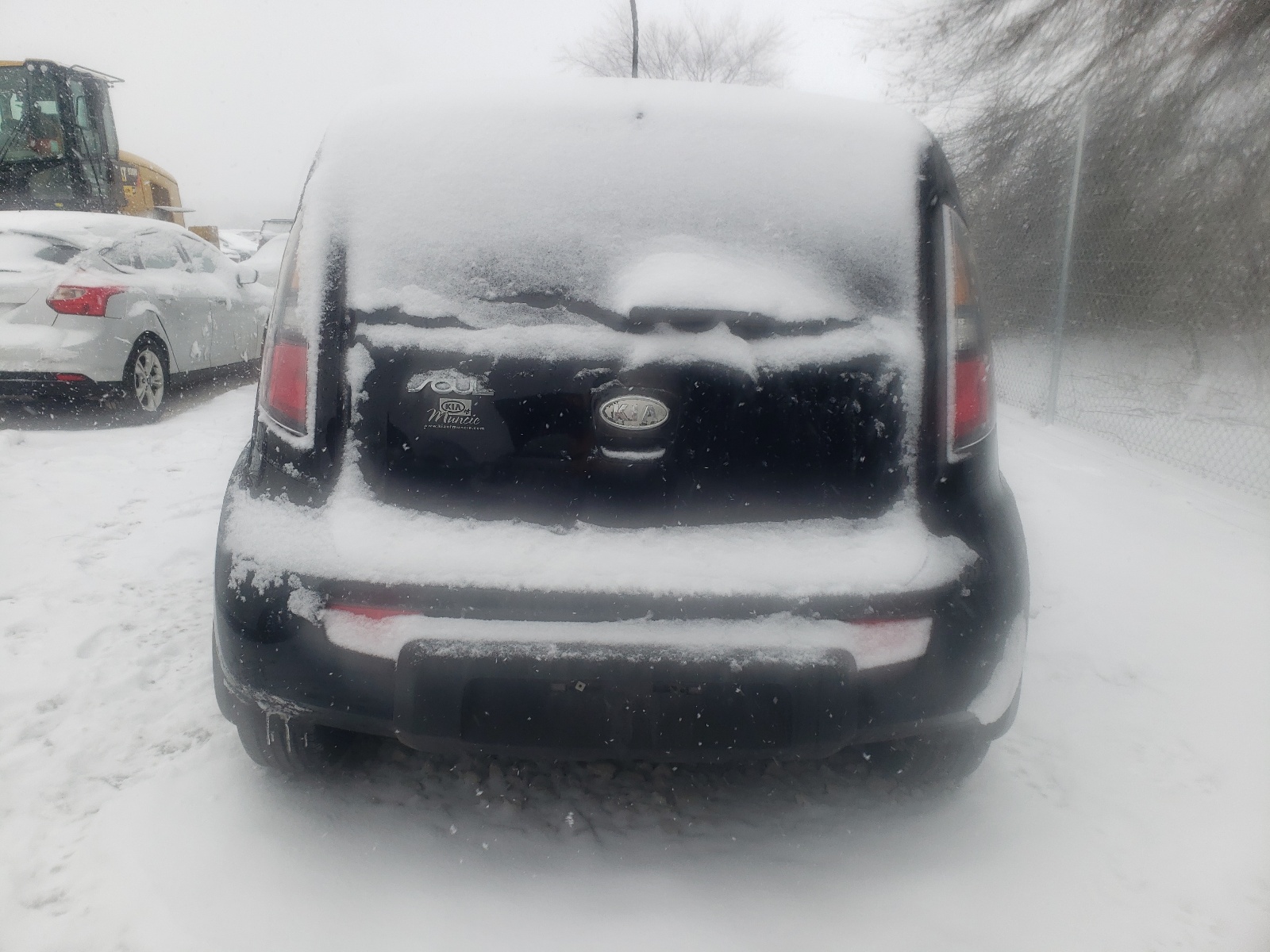 KNDJT2A23B7294978 2011 Kia Soul +