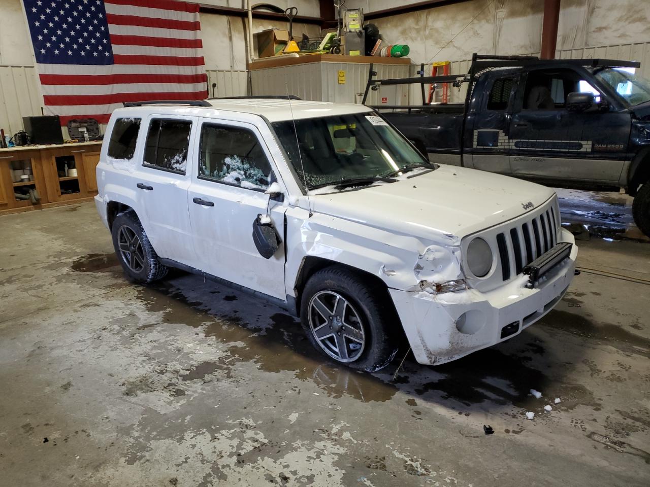 2009 Jeep Patriot Sport VIN: 1J4FF28B49D249573 Lot: 43284444