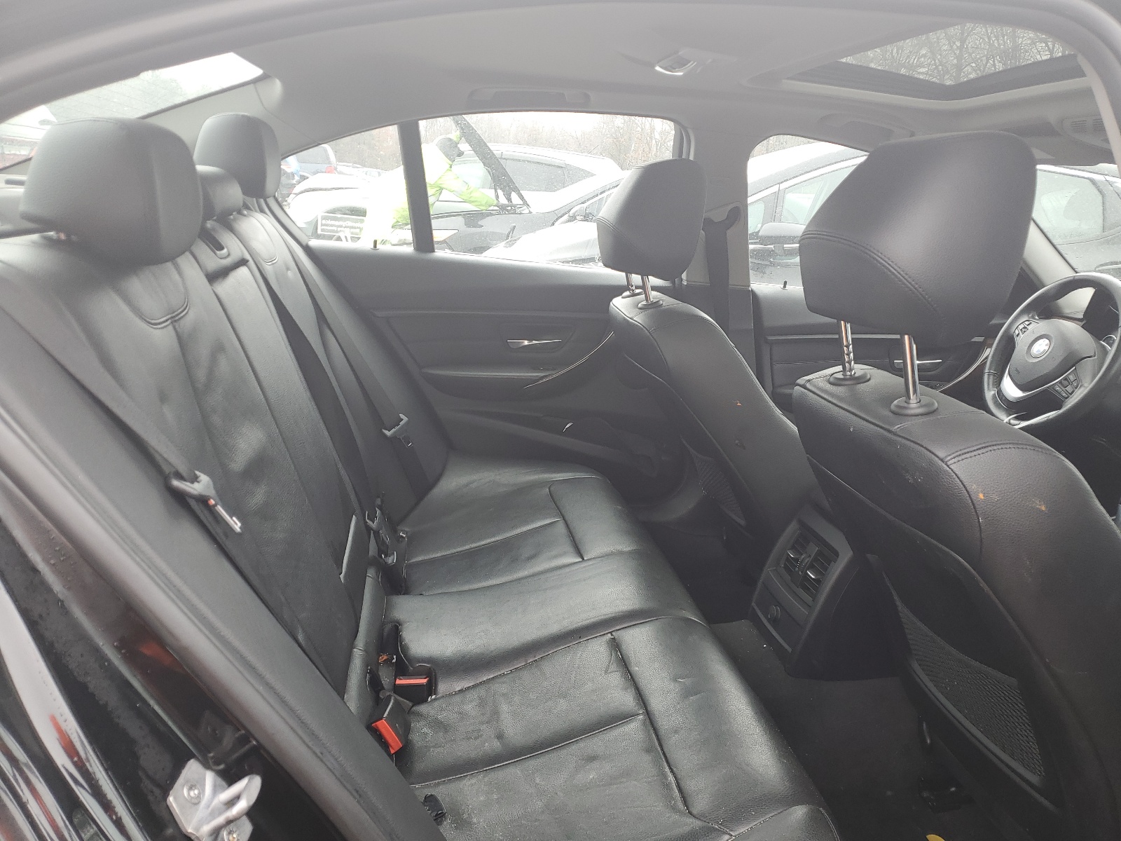 WBA3B5G52FNS12512 2015 BMW 328 Xi Sulev