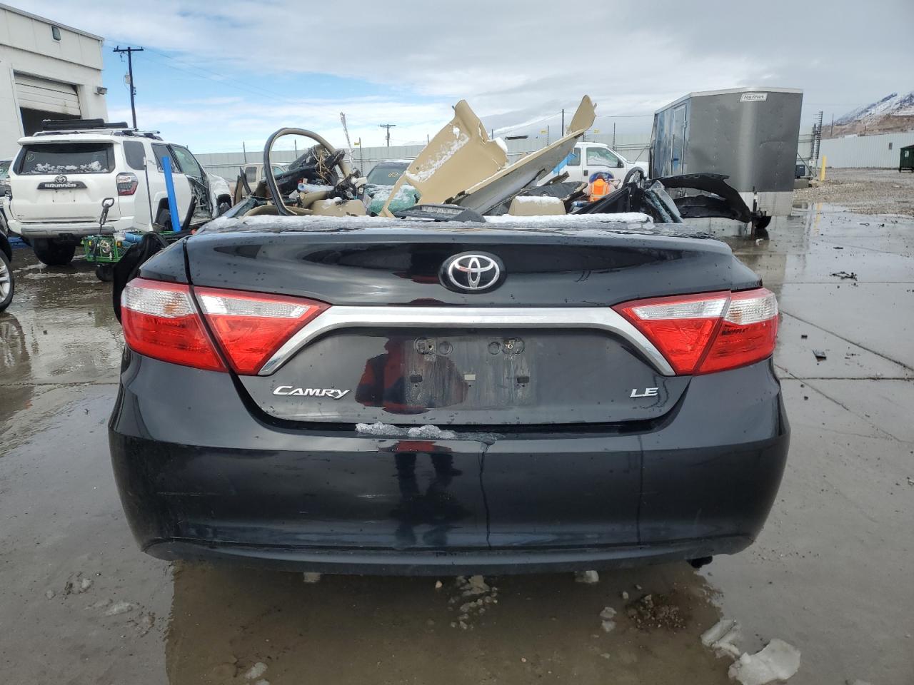 2016 Toyota Camry Le VIN: 4T1BF1FK6GU538304 Lot: 43282844