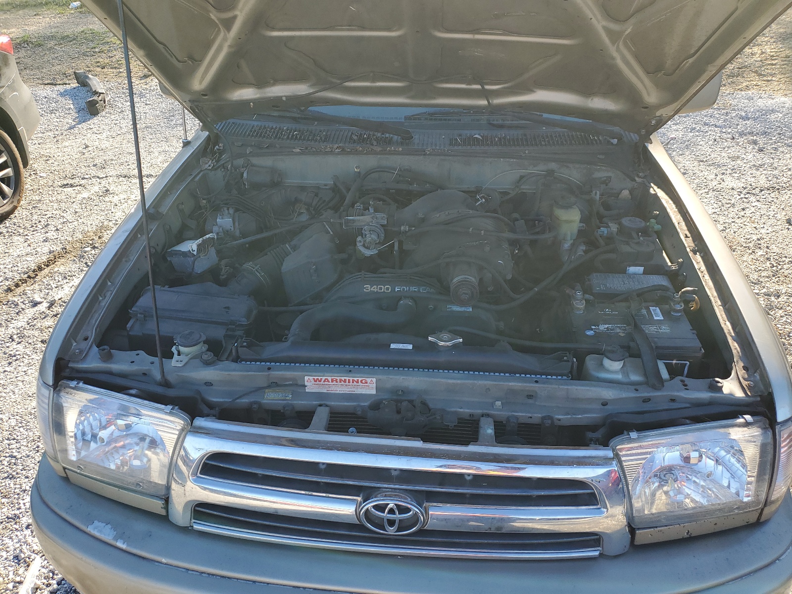 JT3GN87R2Y0152705 2000 Toyota 4Runner Limited